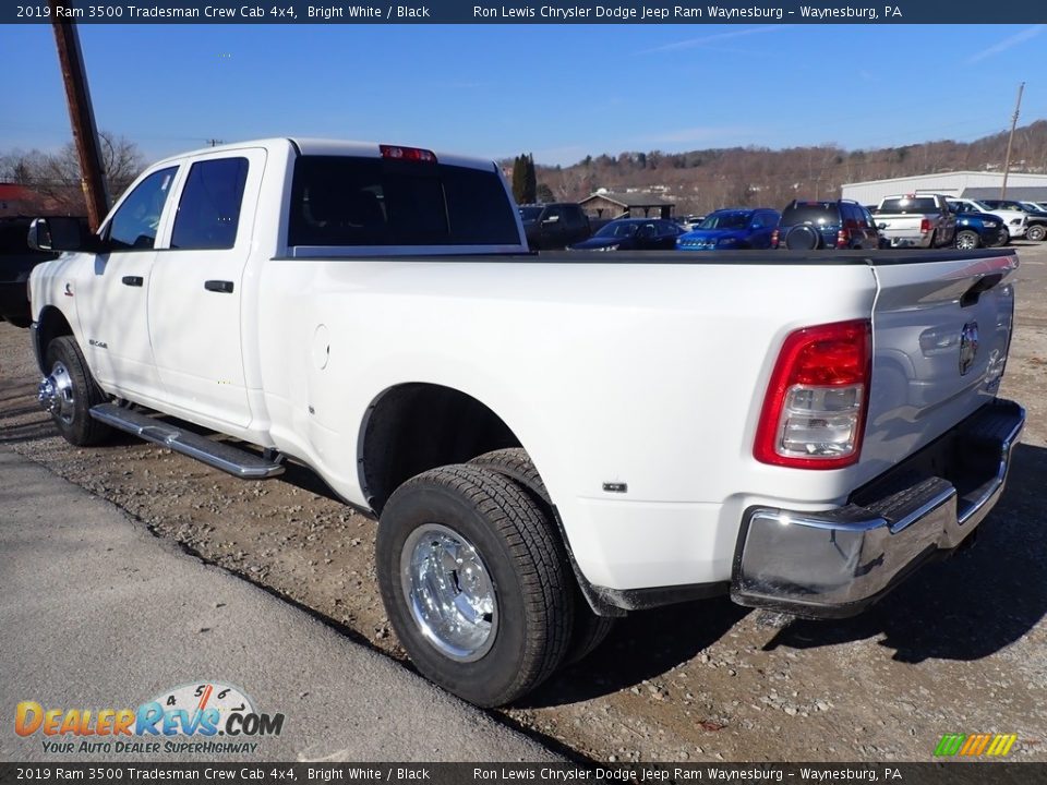 2019 Ram 3500 Tradesman Crew Cab 4x4 Bright White / Black Photo #3