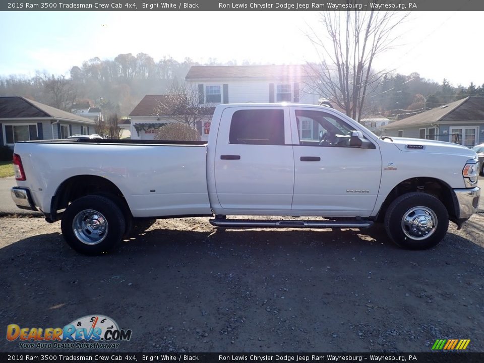 2019 Ram 3500 Tradesman Crew Cab 4x4 Bright White / Black Photo #6