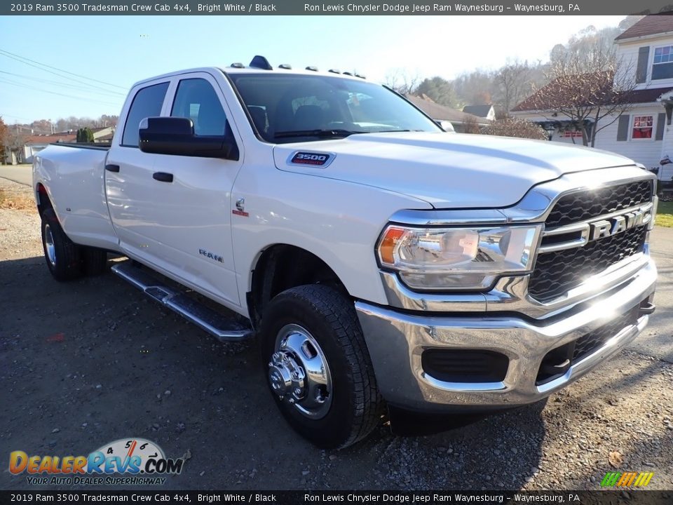 2019 Ram 3500 Tradesman Crew Cab 4x4 Bright White / Black Photo #7