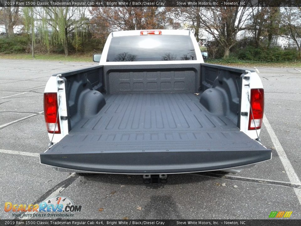 2019 Ram 1500 Classic Tradesman Regular Cab 4x4 Bright White / Black/Diesel Gray Photo #12