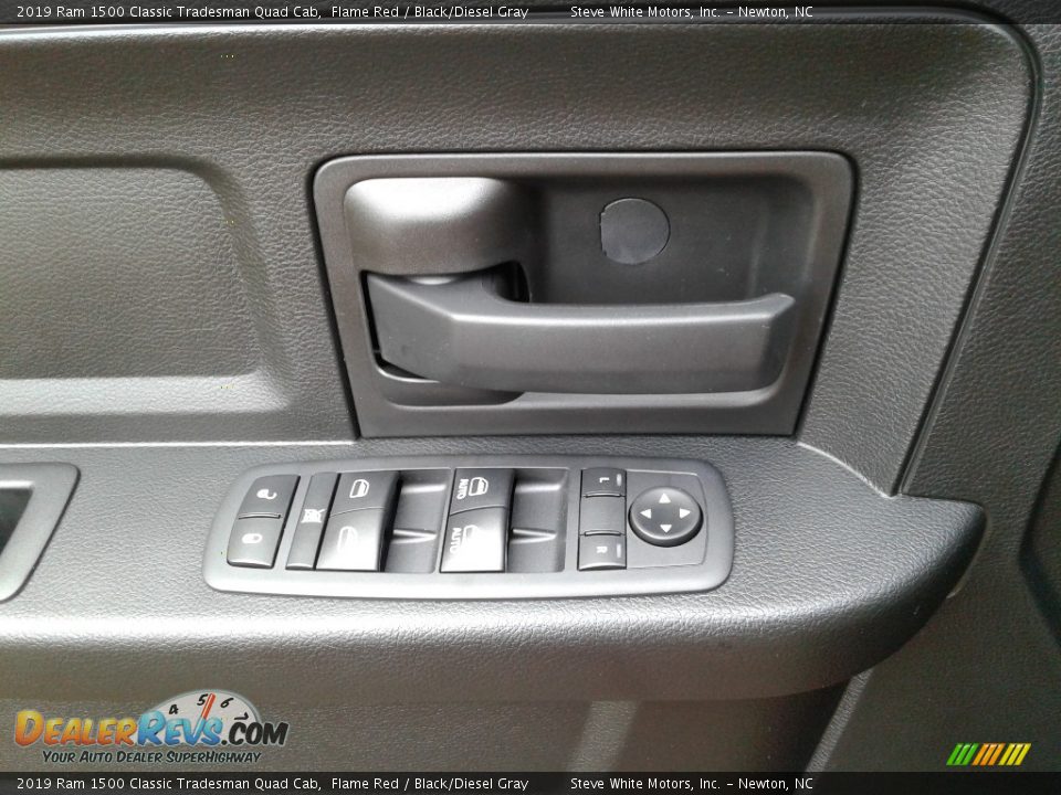 2019 Ram 1500 Classic Tradesman Quad Cab Flame Red / Black/Diesel Gray Photo #9
