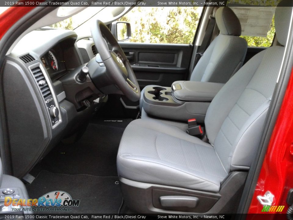 2019 Ram 1500 Classic Tradesman Quad Cab Flame Red / Black/Diesel Gray Photo #10