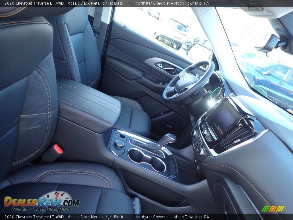 2020 Chevrolet Traverse LT AWD Mosaic Black Metallic / Jet Black Photo #10