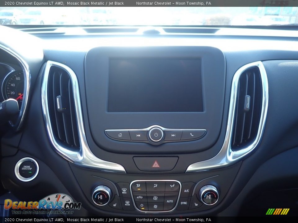 2020 Chevrolet Equinox LT AWD Mosaic Black Metallic / Jet Black Photo #17
