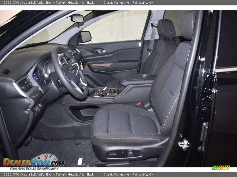 Front Seat of 2020 GMC Acadia SLE AWD Photo #6