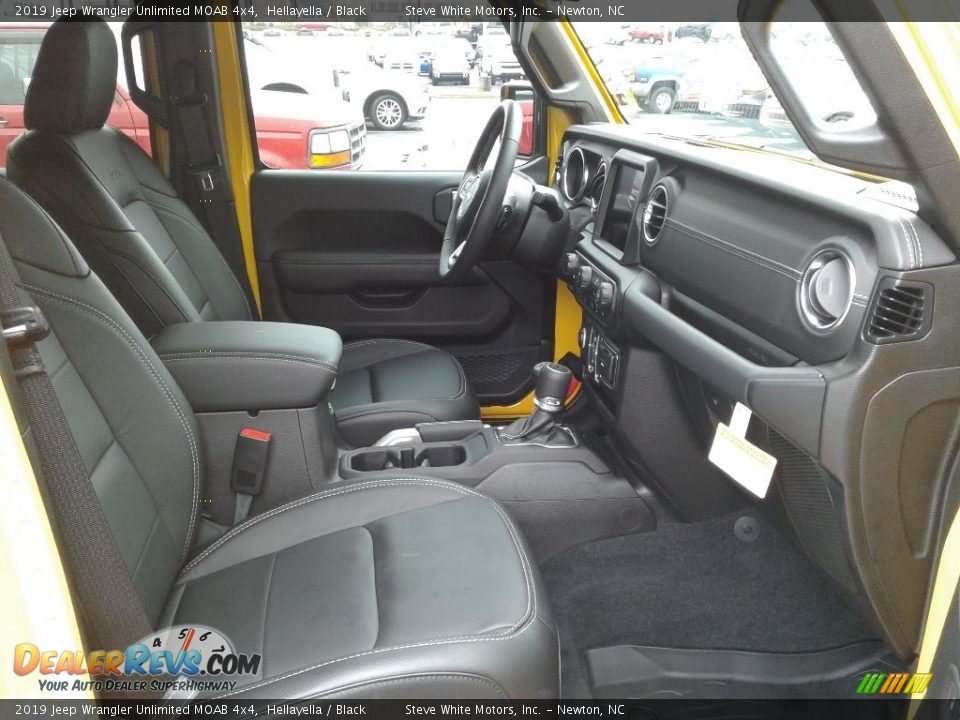 Black Interior - 2019 Jeep Wrangler Unlimited MOAB 4x4 Photo #15