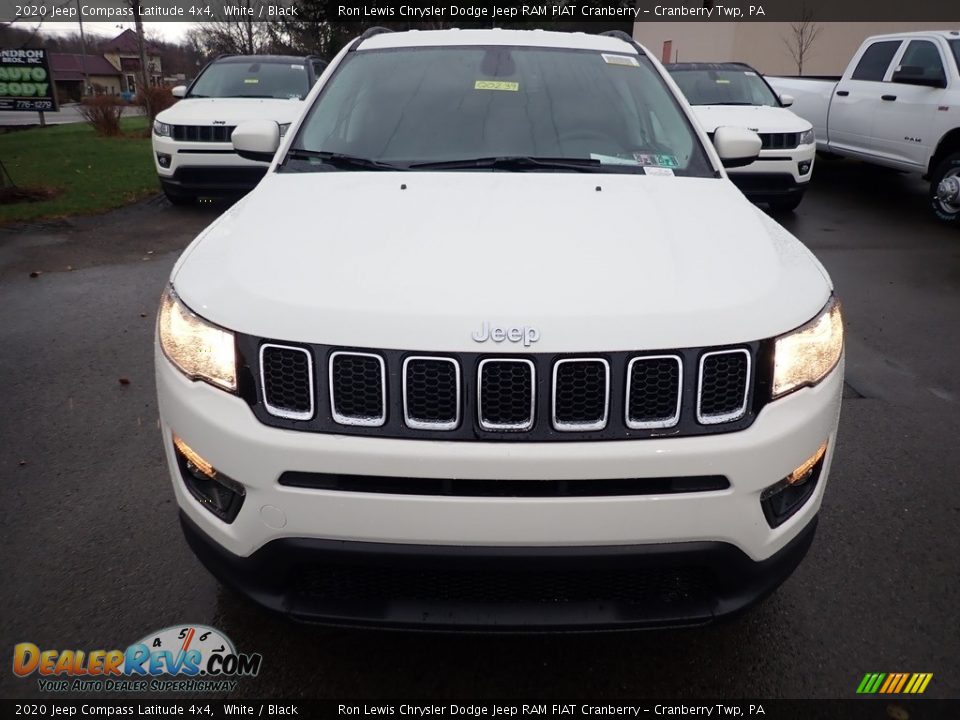 2020 Jeep Compass Latitude 4x4 White / Black Photo #8