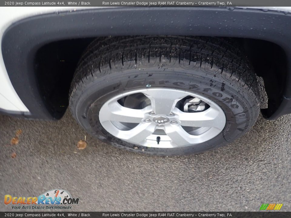 2020 Jeep Compass Latitude 4x4 White / Black Photo #9