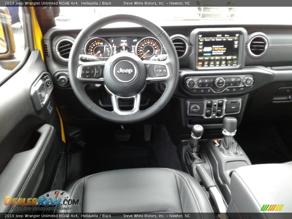 Dashboard of 2019 Jeep Wrangler Unlimited MOAB 4x4 Photo #29