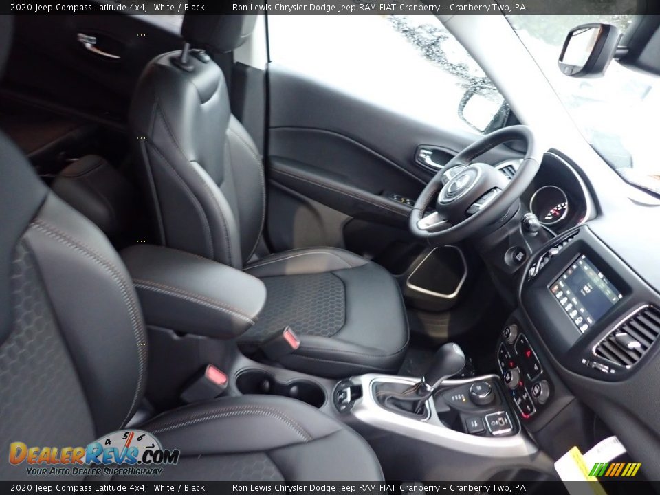 2020 Jeep Compass Latitude 4x4 White / Black Photo #10