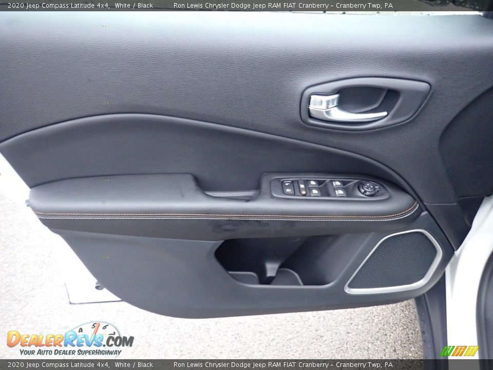 2020 Jeep Compass Latitude 4x4 White / Black Photo #13