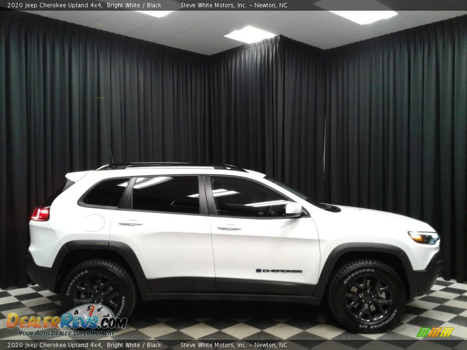 2020 Jeep Cherokee Upland 4x4 Bright White / Black Photo #5