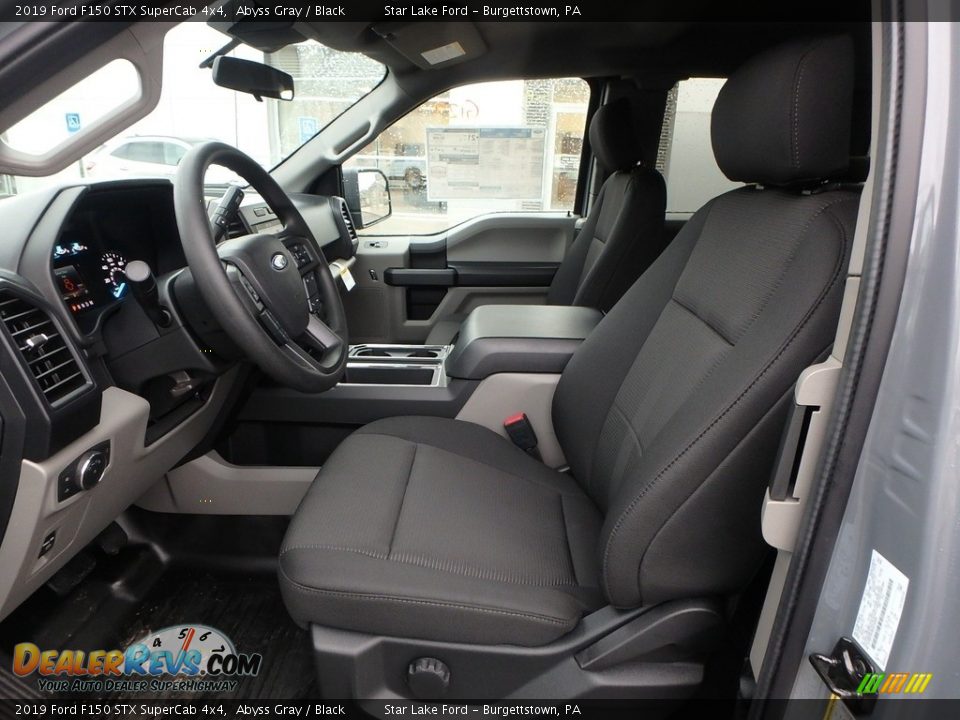 Front Seat of 2019 Ford F150 STX SuperCab 4x4 Photo #11
