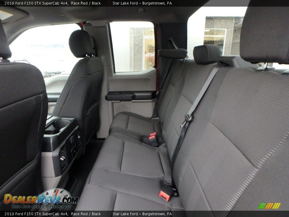 Rear Seat of 2019 Ford F150 STX SuperCab 4x4 Photo #13