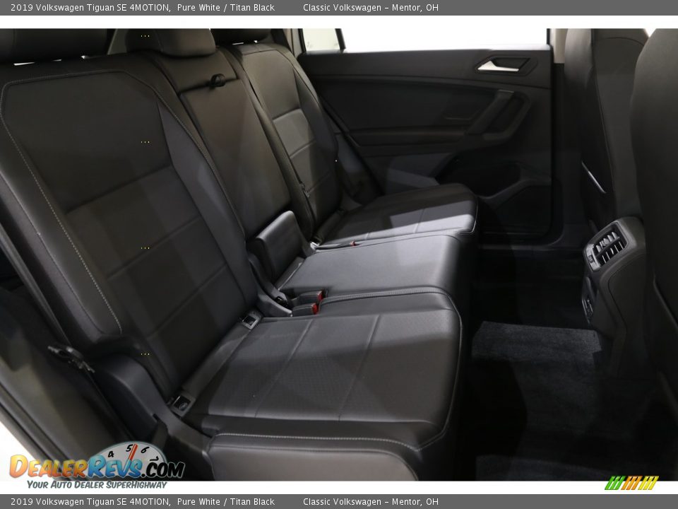2019 Volkswagen Tiguan SE 4MOTION Pure White / Titan Black Photo #14