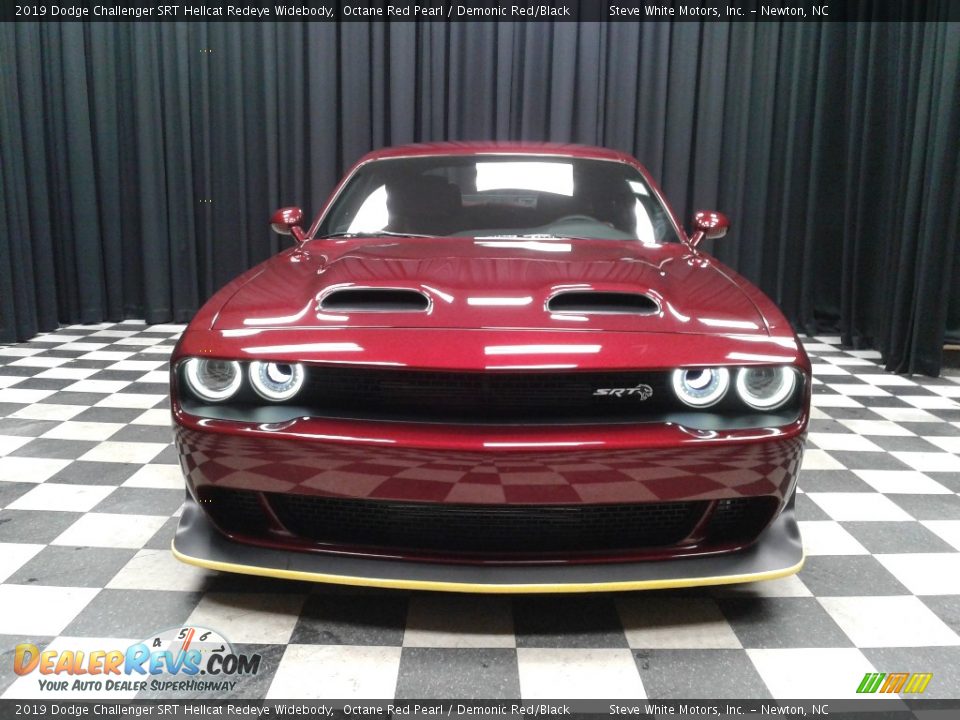 2019 Dodge Challenger SRT Hellcat Redeye Widebody Octane Red Pearl / Demonic Red/Black Photo #3