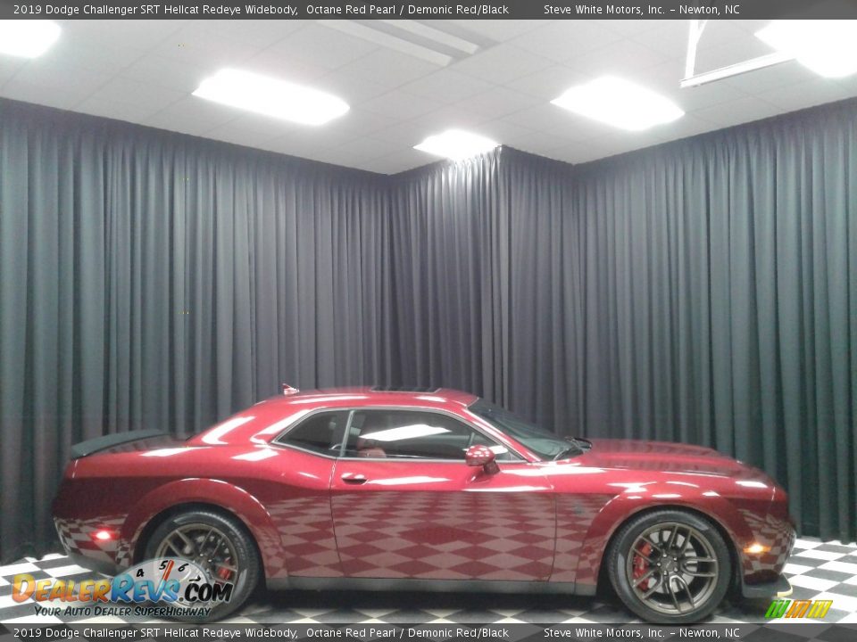 2019 Dodge Challenger SRT Hellcat Redeye Widebody Octane Red Pearl / Demonic Red/Black Photo #5
