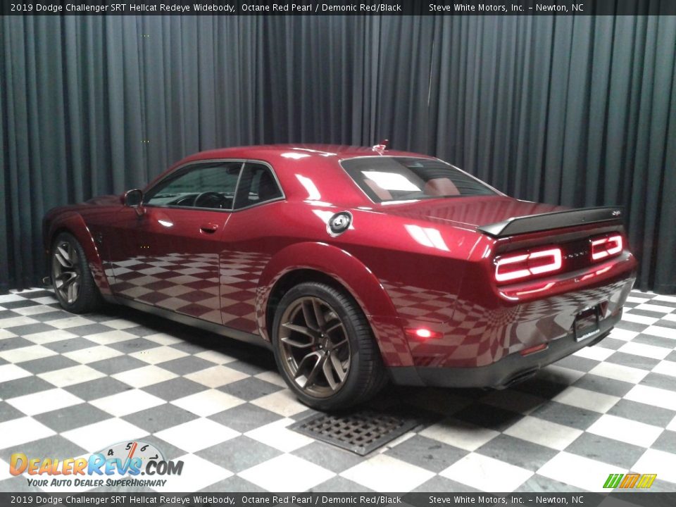 2019 Dodge Challenger SRT Hellcat Redeye Widebody Octane Red Pearl / Demonic Red/Black Photo #8