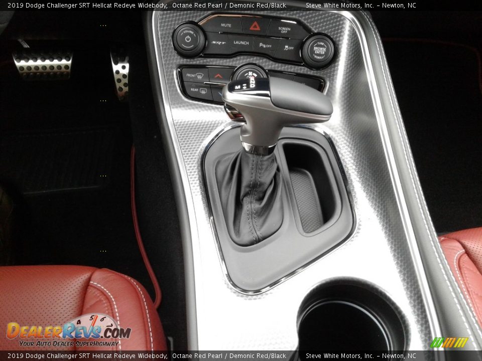 2019 Dodge Challenger SRT Hellcat Redeye Widebody Shifter Photo #30
