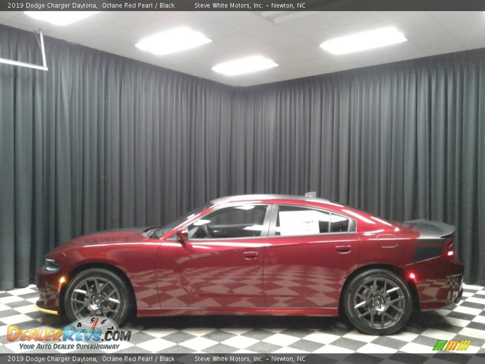 2019 Dodge Charger Daytona Octane Red Pearl / Black Photo #1