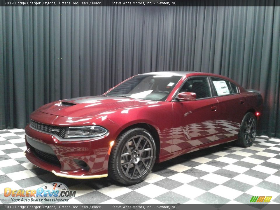 2019 Dodge Charger Daytona Octane Red Pearl / Black Photo #2