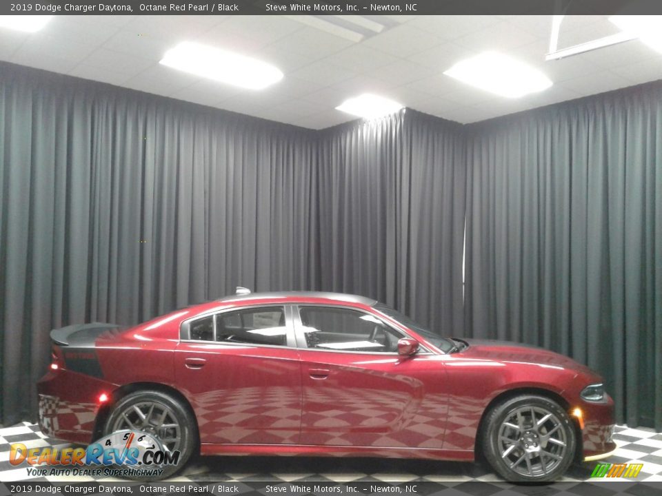 2019 Dodge Charger Daytona Octane Red Pearl / Black Photo #5