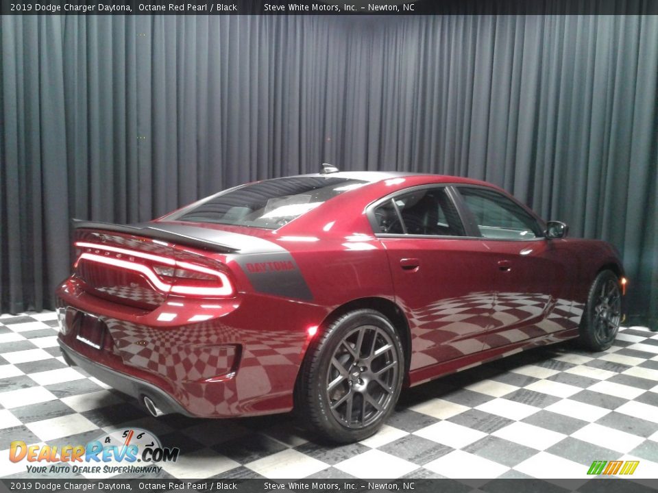 2019 Dodge Charger Daytona Octane Red Pearl / Black Photo #6