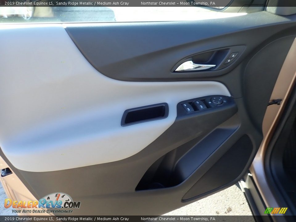 2019 Chevrolet Equinox LS Sandy Ridge Metallic / Medium Ash Gray Photo #16