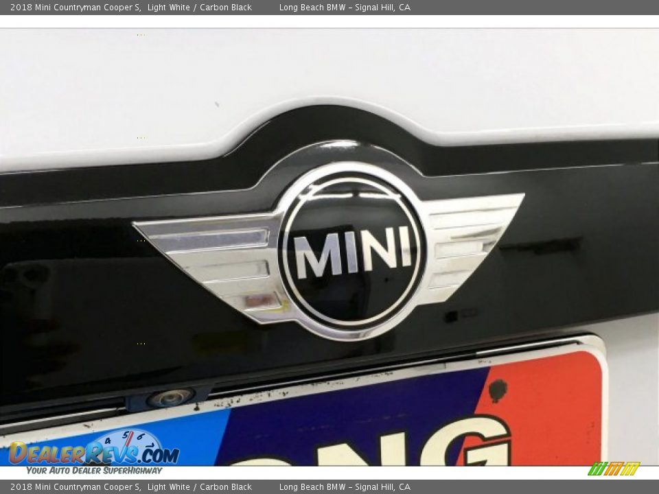 2018 Mini Countryman Cooper S Light White / Carbon Black Photo #23