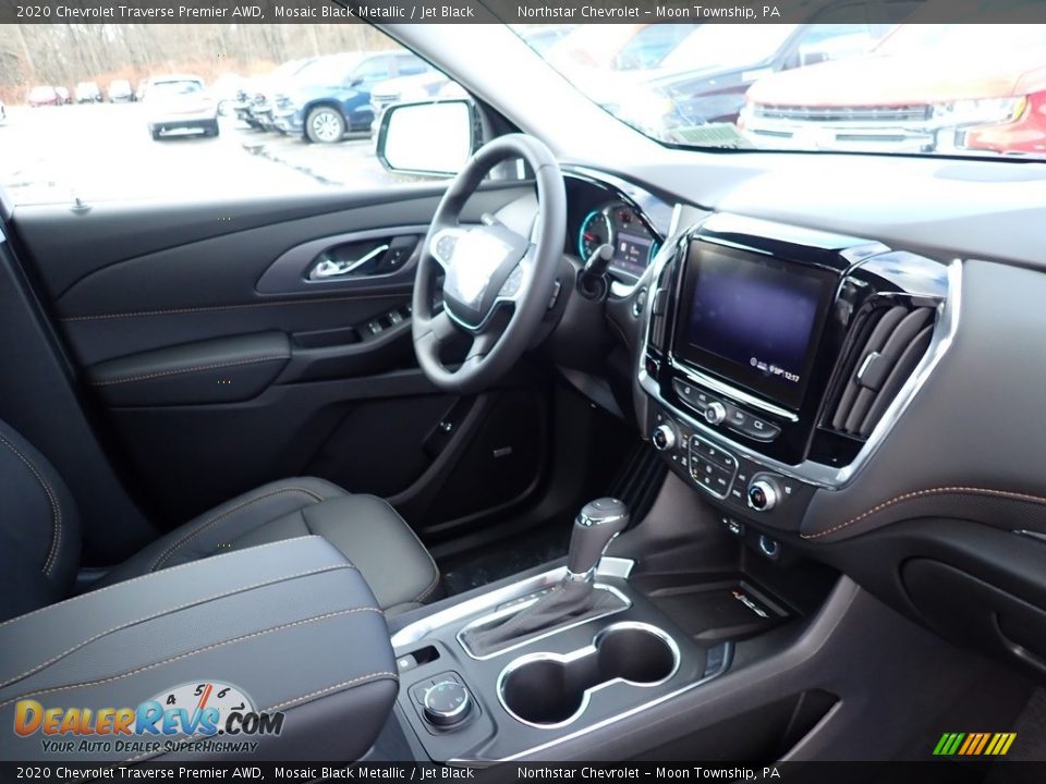 2020 Chevrolet Traverse Premier AWD Mosaic Black Metallic / Jet Black Photo #10