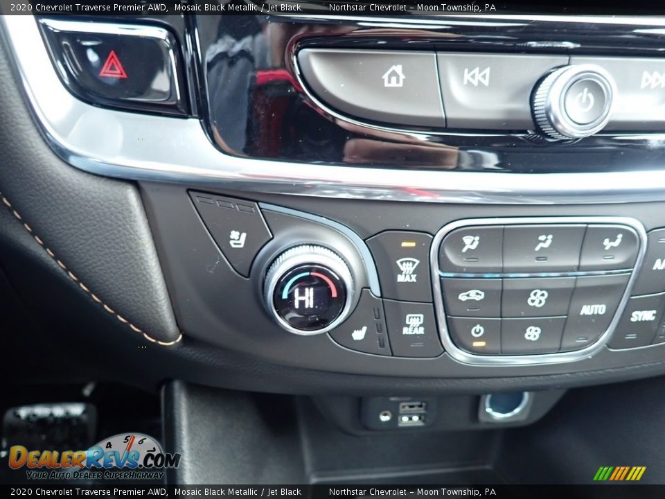 2020 Chevrolet Traverse Premier AWD Mosaic Black Metallic / Jet Black Photo #19