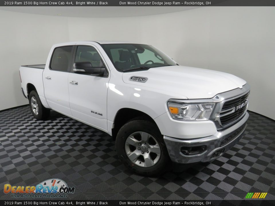 2019 Ram 1500 Big Horn Crew Cab 4x4 Bright White / Black Photo #4