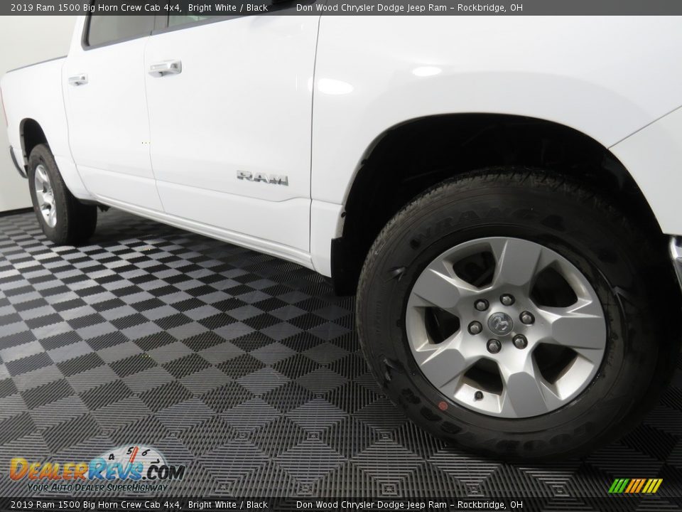 2019 Ram 1500 Big Horn Crew Cab 4x4 Bright White / Black Photo #5