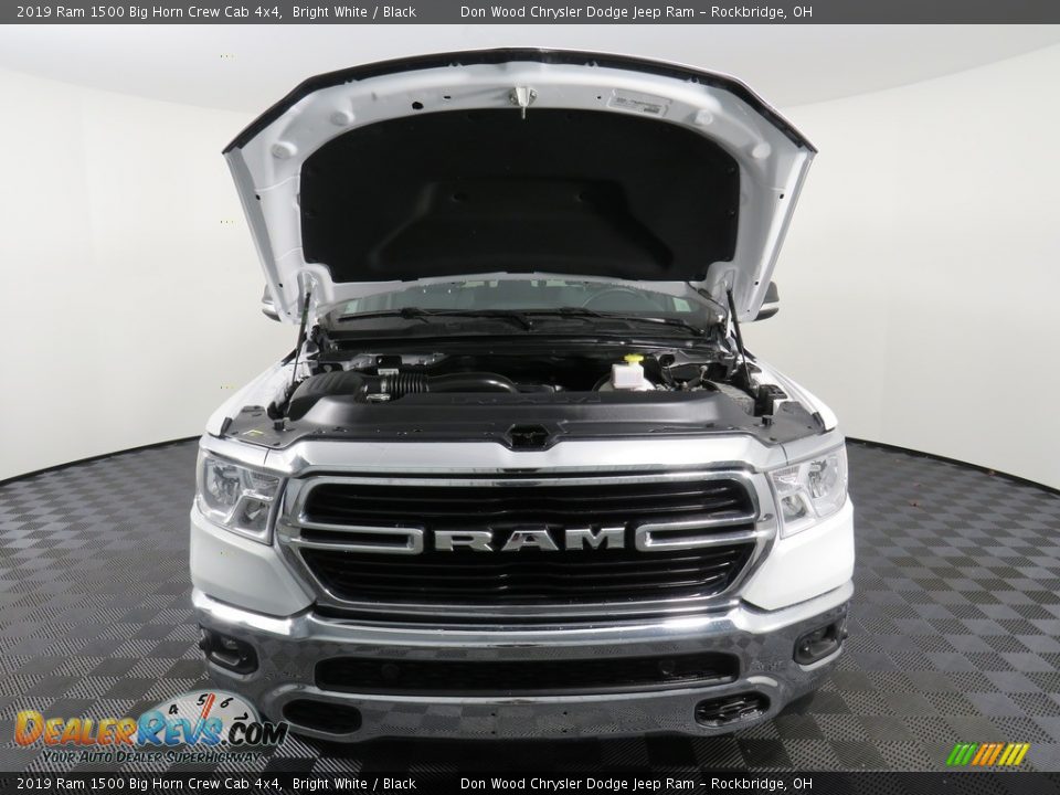 2019 Ram 1500 Big Horn Crew Cab 4x4 Bright White / Black Photo #7