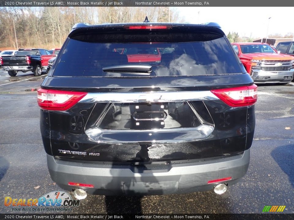 2020 Chevrolet Traverse LS AWD Mosaic Black Metallic / Jet Black Photo #4