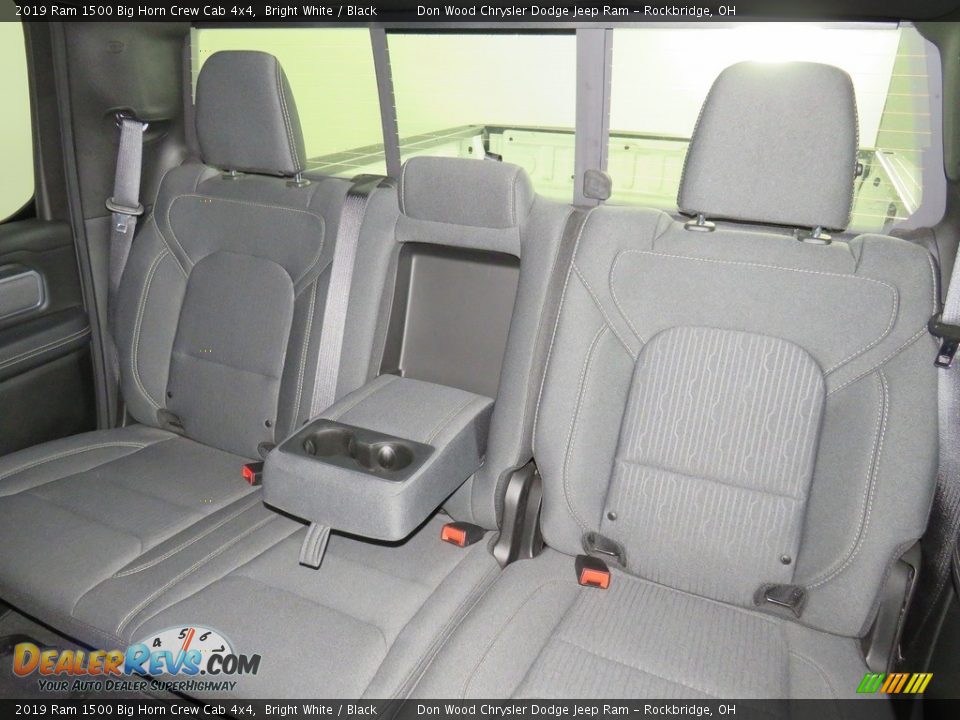 2019 Ram 1500 Big Horn Crew Cab 4x4 Bright White / Black Photo #31