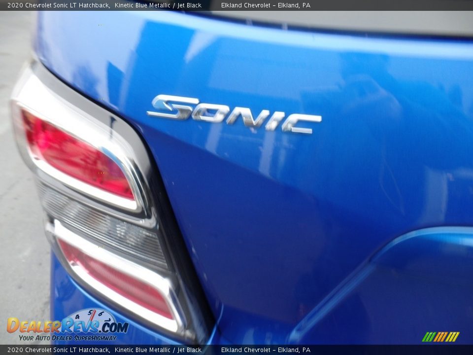 2020 Chevrolet Sonic LT Hatchback Kinetic Blue Metallic / Jet Black Photo #12