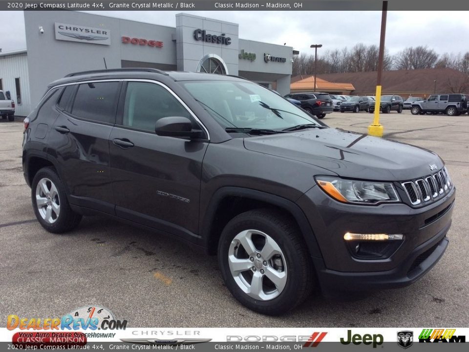 2020 Jeep Compass Latitude 4x4 Granite Crystal Metallic / Black Photo #1