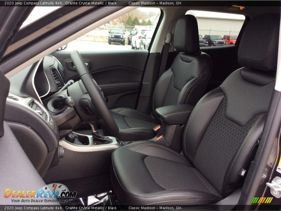 2020 Jeep Compass Latitude 4x4 Granite Crystal Metallic / Black Photo #2