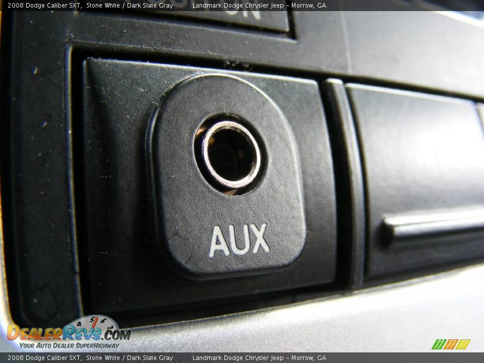 2008 Dodge Caliber SXT Stone White / Dark Slate Gray Photo #26