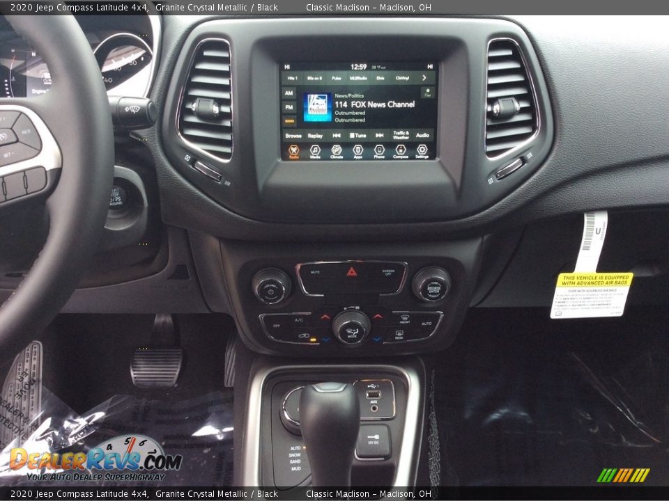2020 Jeep Compass Latitude 4x4 Granite Crystal Metallic / Black Photo #13