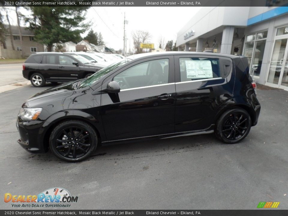 2020 Chevrolet Sonic Premier Hatchback Mosaic Black Metallic / Jet Black Photo #4