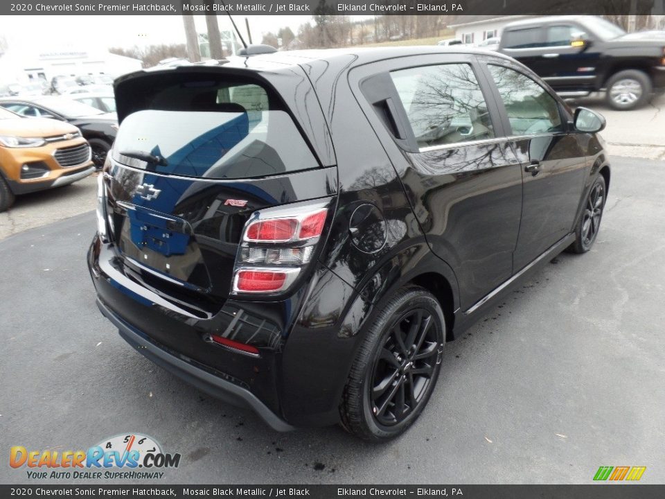 2020 Chevrolet Sonic Premier Hatchback Mosaic Black Metallic / Jet Black Photo #7