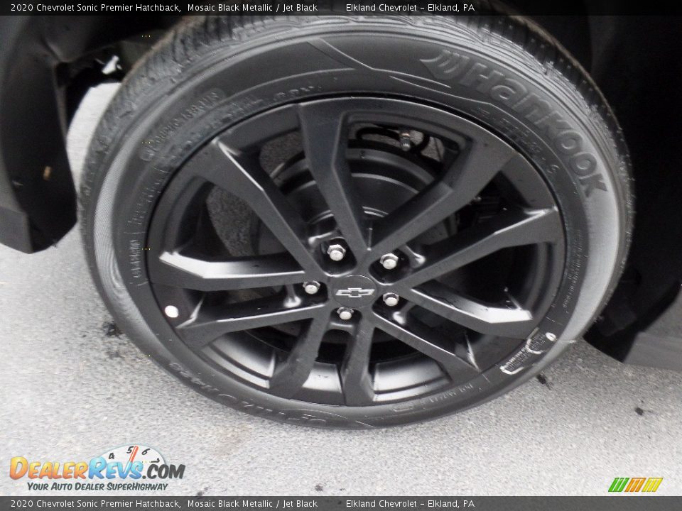 2020 Chevrolet Sonic Premier Hatchback Mosaic Black Metallic / Jet Black Photo #9