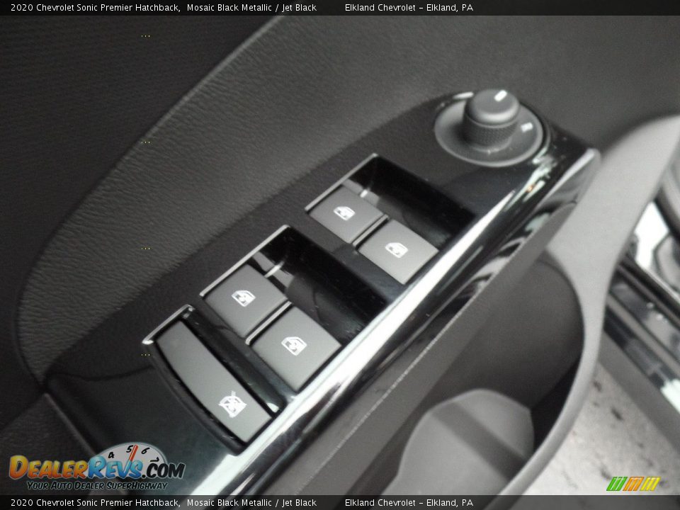 2020 Chevrolet Sonic Premier Hatchback Mosaic Black Metallic / Jet Black Photo #18
