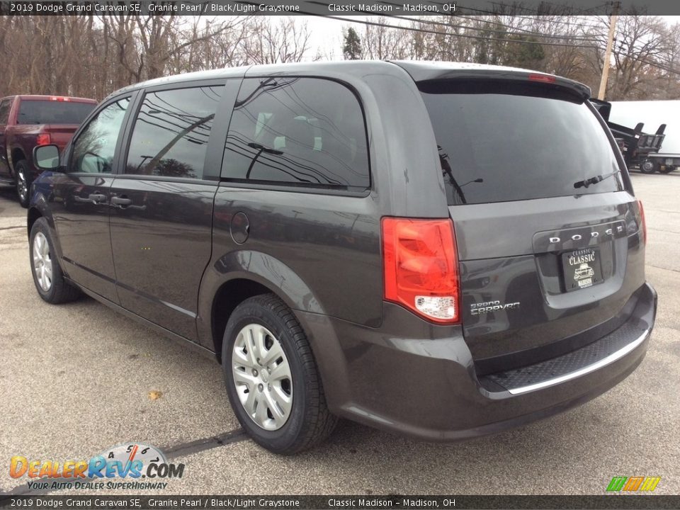 2019 Dodge Grand Caravan SE Granite Pearl / Black/Light Graystone Photo #7