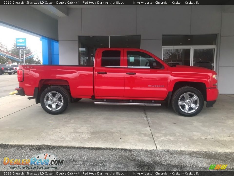 2019 Chevrolet Silverado LD Custom Double Cab 4x4 Red Hot / Dark Ash/Jet Black Photo #2