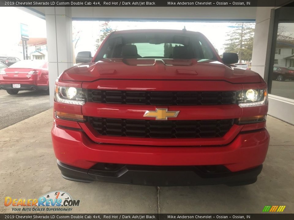 2019 Chevrolet Silverado LD Custom Double Cab 4x4 Red Hot / Dark Ash/Jet Black Photo #7