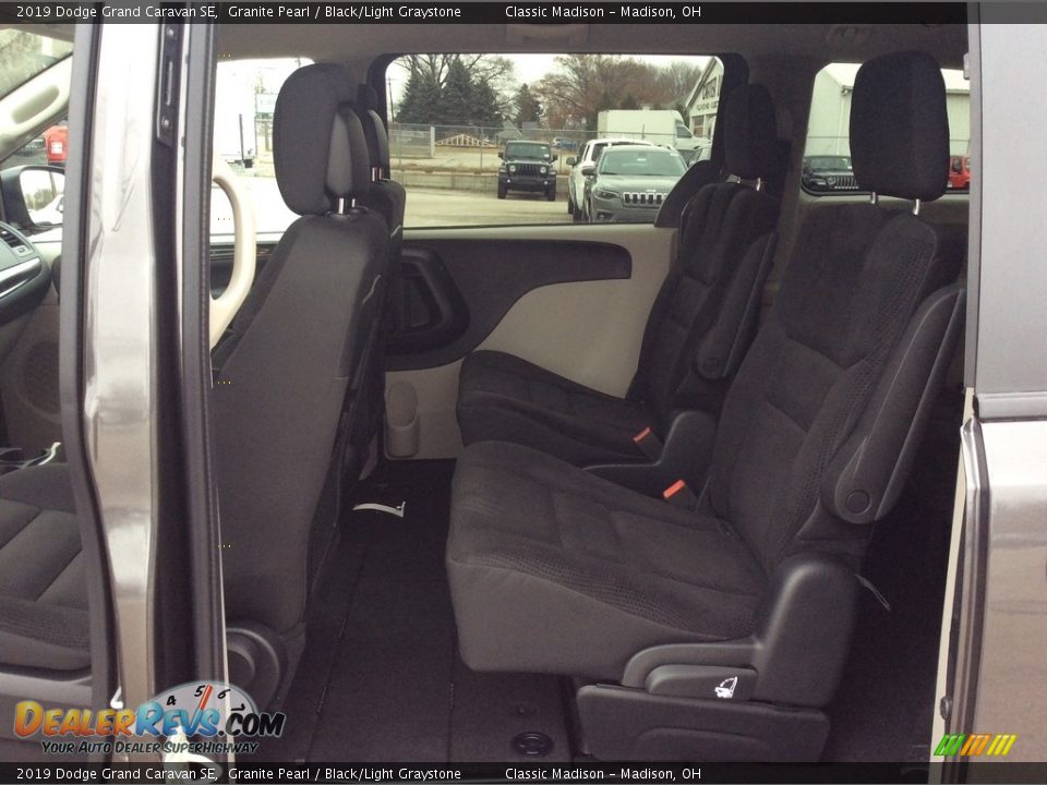 2019 Dodge Grand Caravan SE Granite Pearl / Black/Light Graystone Photo #15