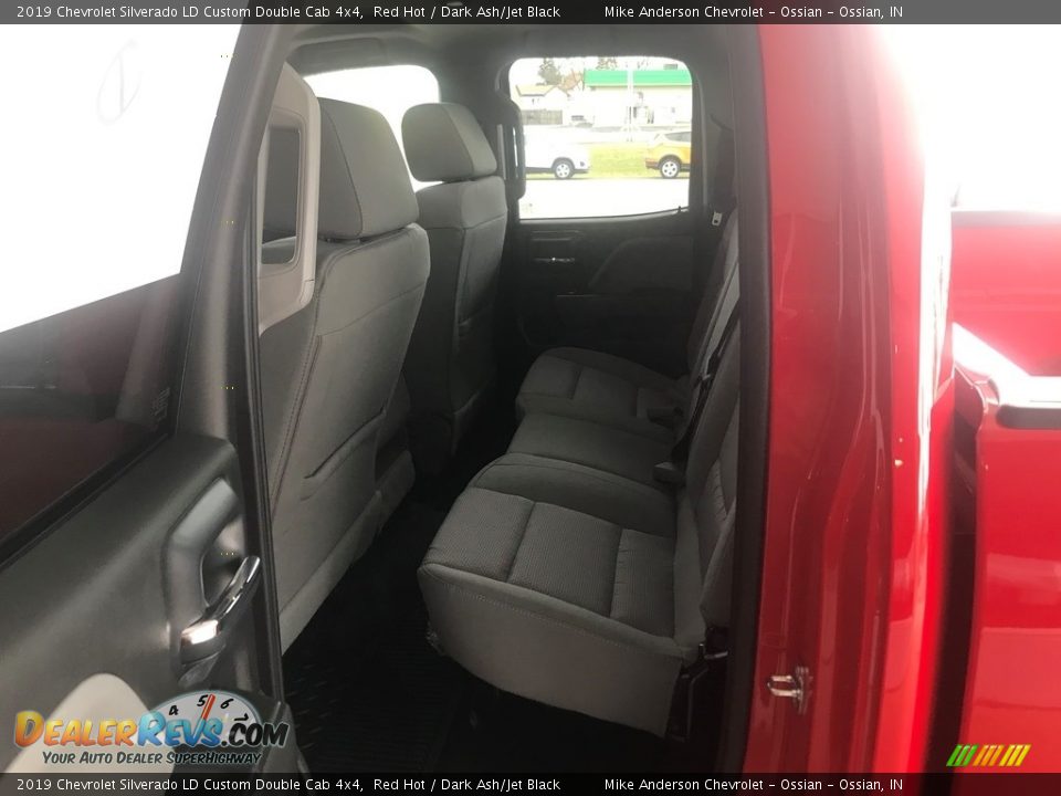 2019 Chevrolet Silverado LD Custom Double Cab 4x4 Red Hot / Dark Ash/Jet Black Photo #9